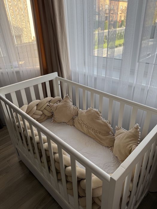 ліжечко дитяче з матрасом