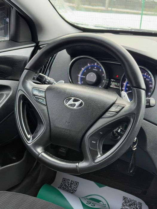 Продам Hyundai Sonata 2011 рік можлива розстрочка,кредит,обмін!
