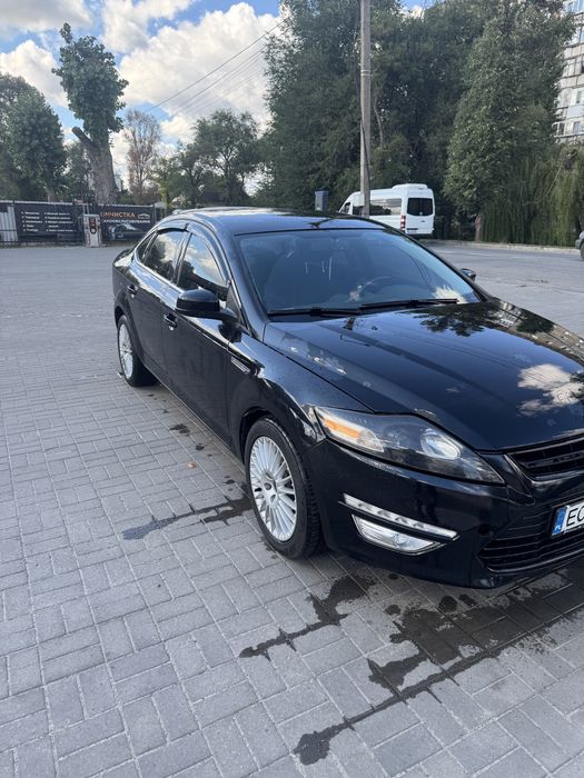 Ford Mondeo 2012   2.3газ бензин