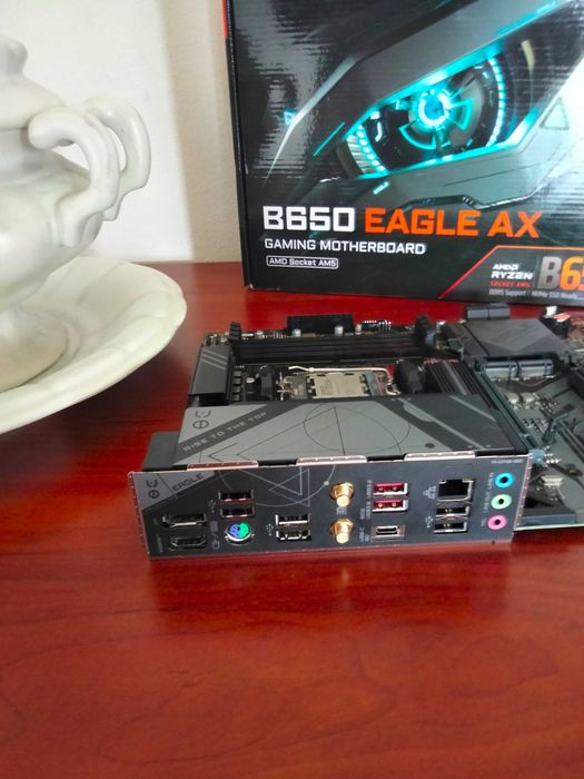 Bundle AM5 | Gigabyte B650 + 7500F