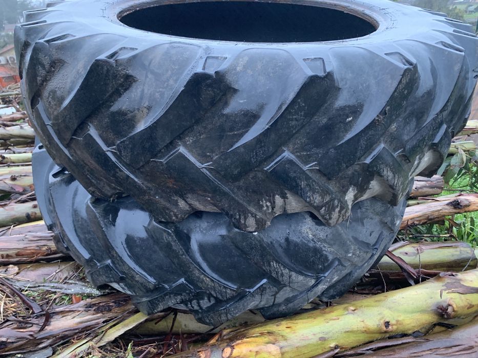 Pneus agrícolas usados