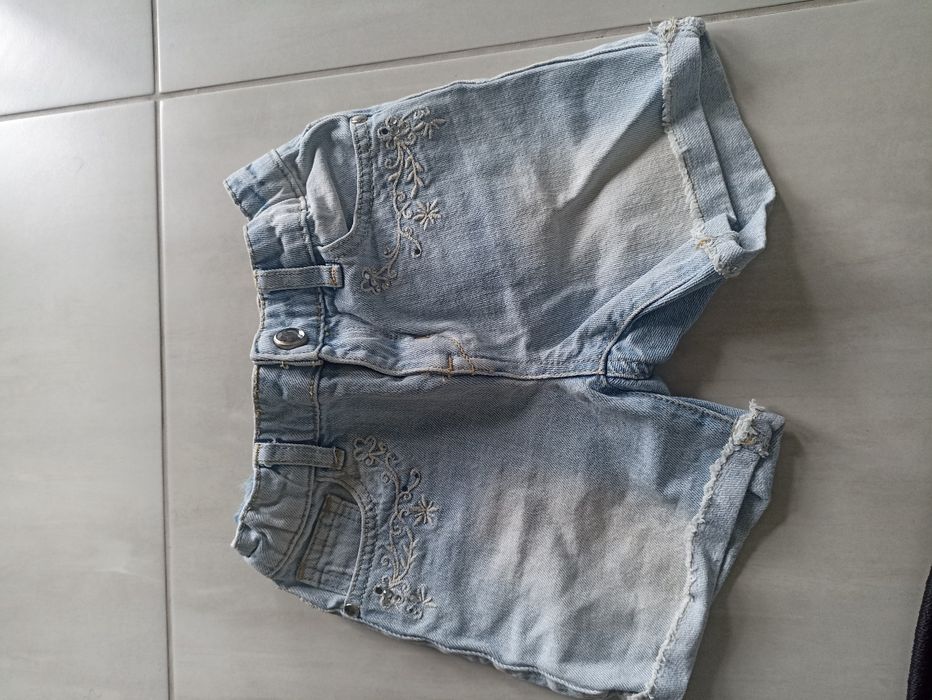 Spodenki jeansowe z cyrkoniami 6-7lat