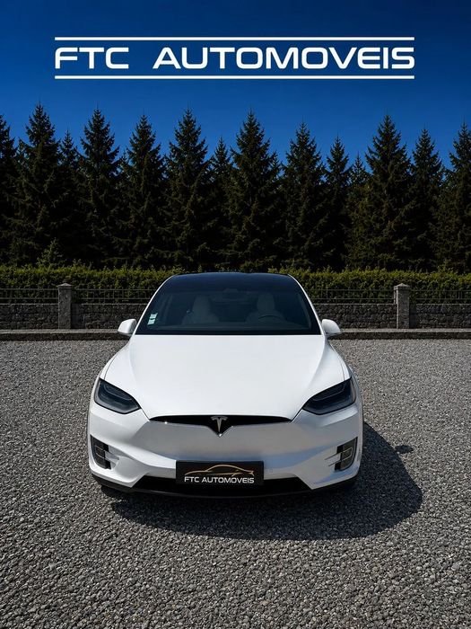 Tesla Model X 100D