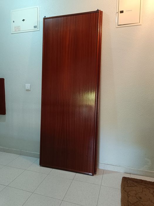 Portas de guarda fatos