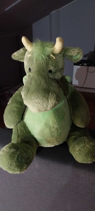 Dragão em peluche com aproximadamente 40cm