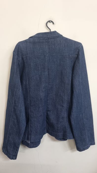 Jeansowa kurtka damska