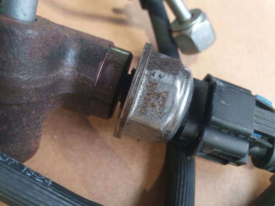 listwa wtryskowa opel 1.6 cdti 55490702
