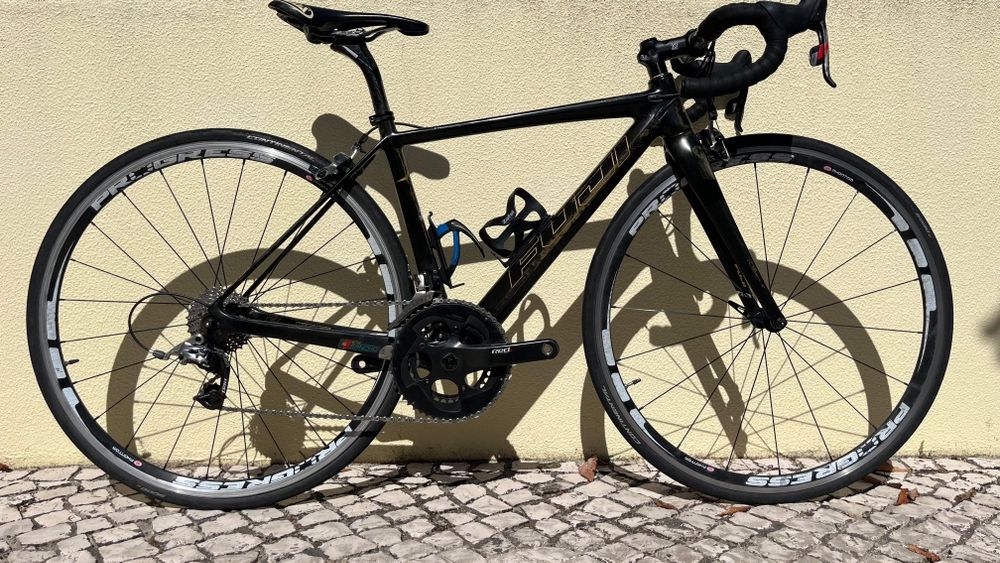 Bicicleta Fuji SL Elite Carbono C15 Ultraleve (SRAM Red 22) - Tam. 49 (XS) - Toda Revista