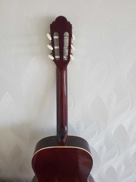 3/4 класика класична гітара дуже гарна нейлонові струни для дітей