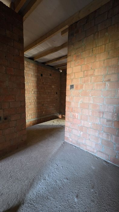 Продається зданий Таун хаус з ділянкою 2 сотих в готовому комплексі