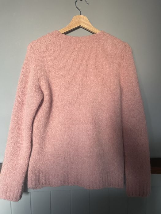 Джемпер Weekend MaxMara p.M-L, в составе шерсть 39%, мохер 40%.