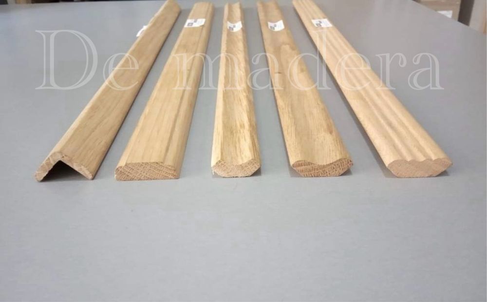 Плінтус, кутник деревʼяний