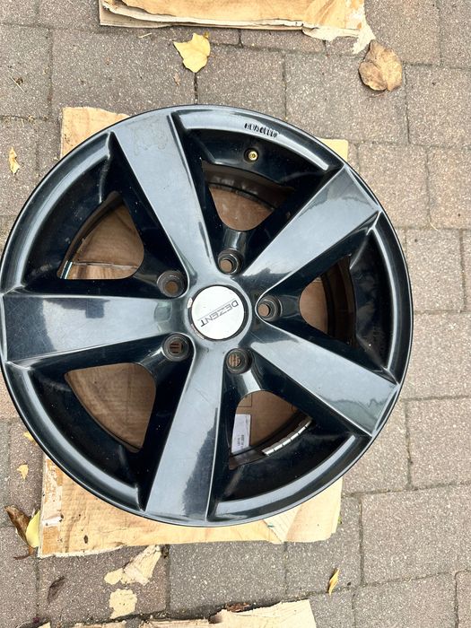 Felgi aluminiowe DEZENT 16" 5x118 Renault Trafic Vivaro Primastar ET50