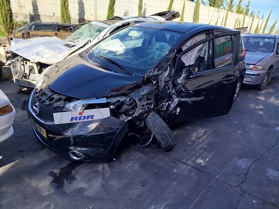 Nissan note e12 1.2