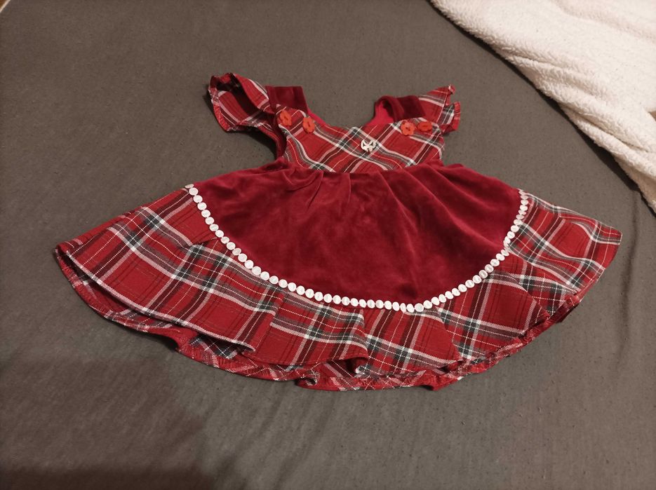 Dres dla dziewczynki r.86-92