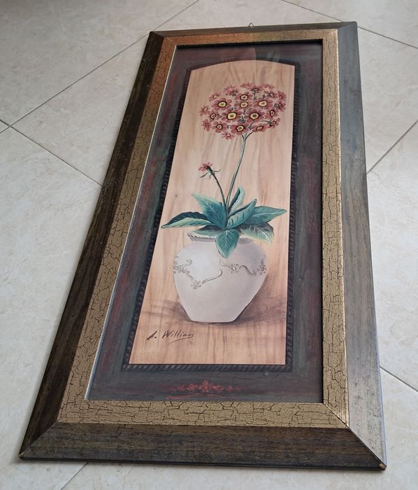 Quadro retangular em bom estado425768781067079681