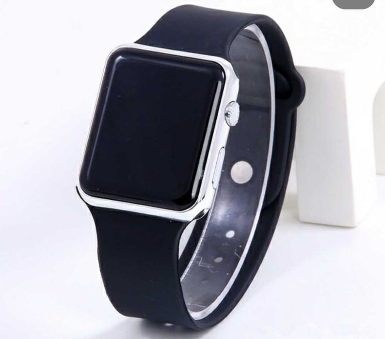 Relogios led,com armação de metal,quadrada, e pulseira siliconr,Novos