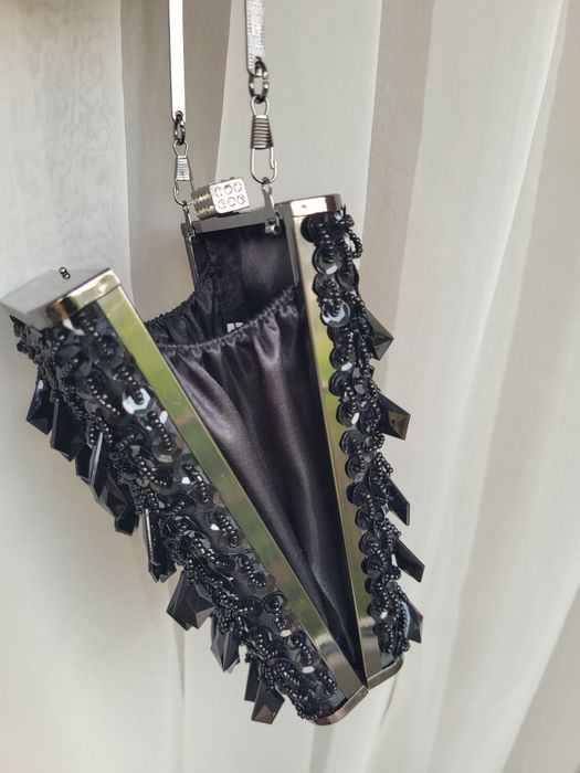 Torebka wieczorowa, czarna