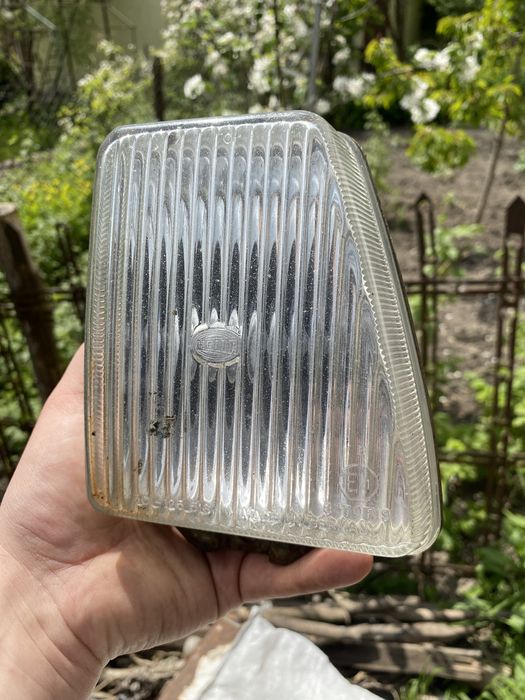 Hella 123758 VW Passat B2 фара передня права