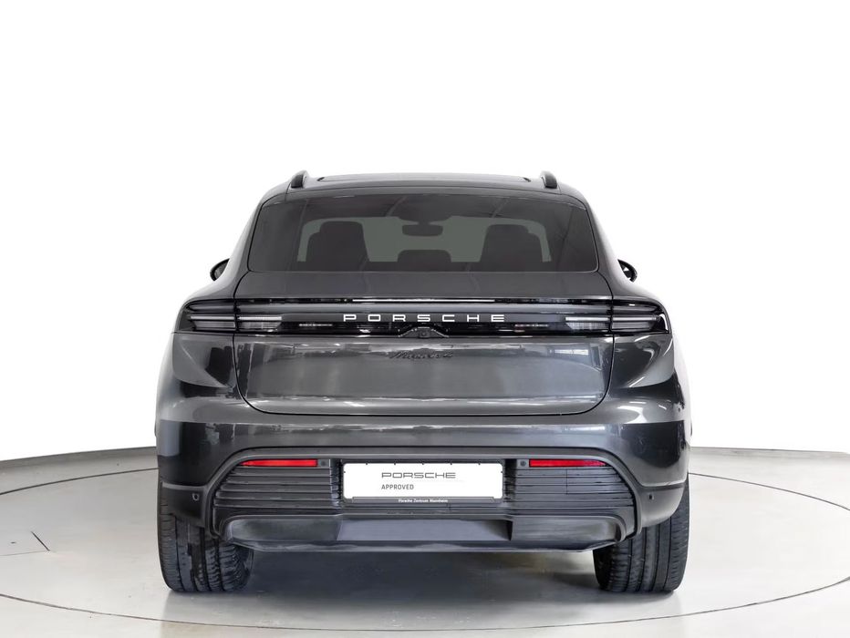 Porsche Macan Electric 4 foto 4