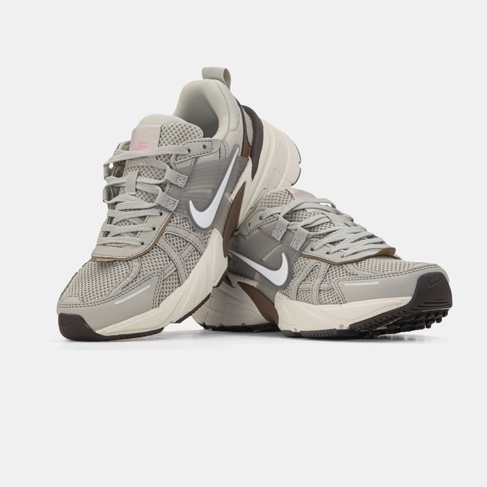 Женские кроссовки Nike V2K Runtekk Grey Brown. 36-40