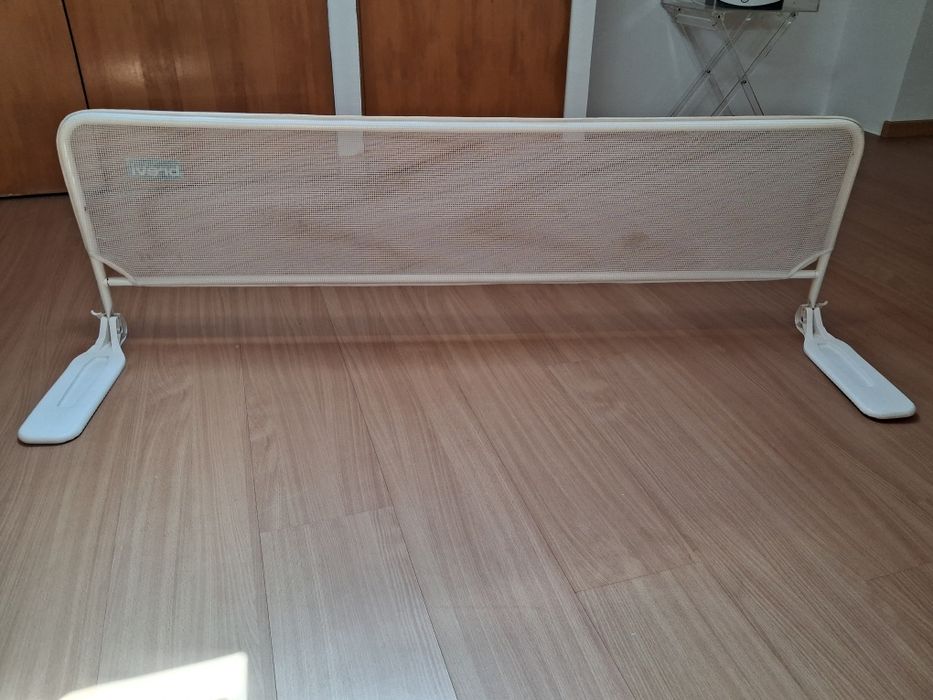 Barreira de proteção para cama de criança