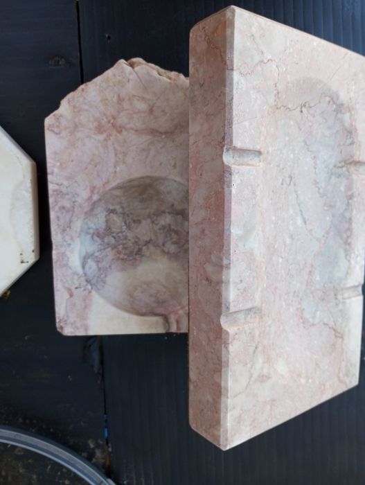 Conjunto de cinzeiros de pedra