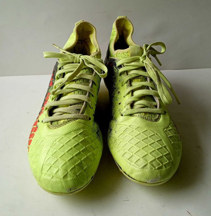 Футбольні бутси 40 р