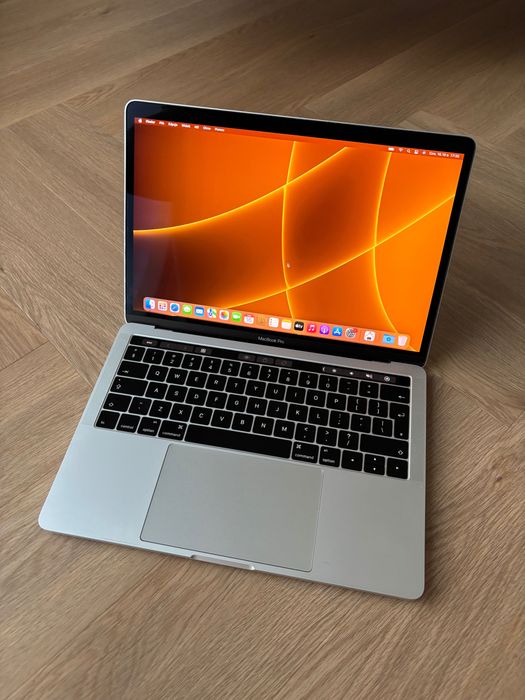 Idealny MacBook Pro 13” 8/512 GB TOUCH BAR PERFEKCYJNY! 2 cykle!