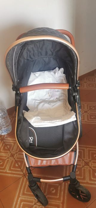 Carrinho de bebê moni
