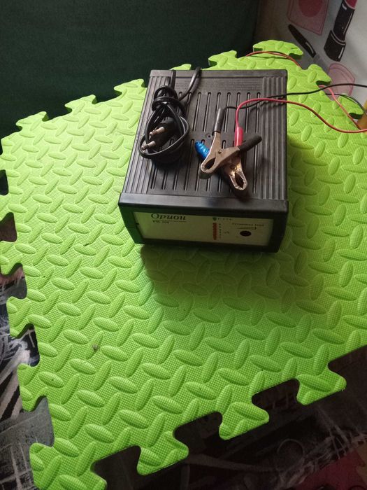 Продам зарядное для аккумуляторов