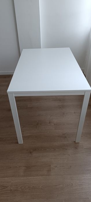 Mesa de jantar 125x74 cm