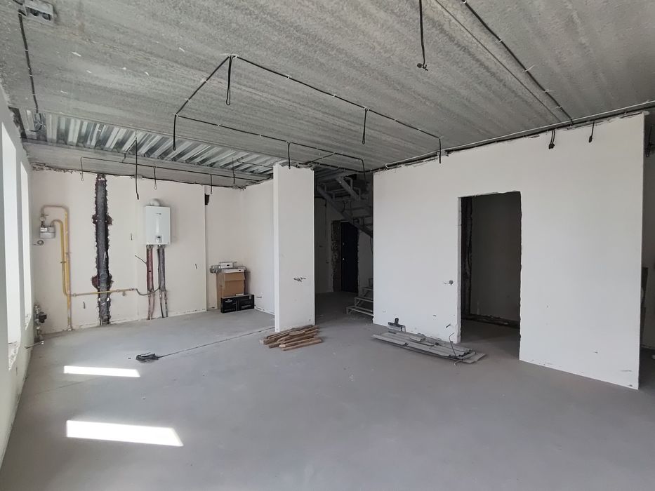 Продається дворівнева квартира в м.Васильків  з власною терасою