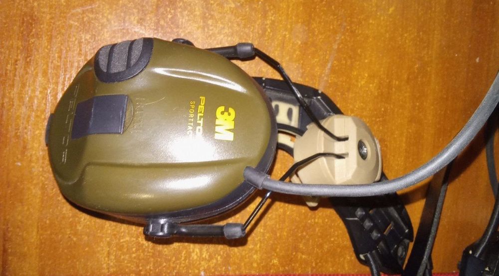 АКТИВНІ Наушніки б.у