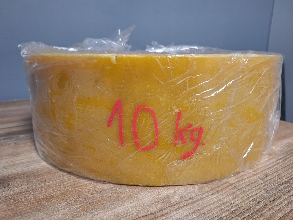 Naturalny wosk pszczeli z własnej pasieki