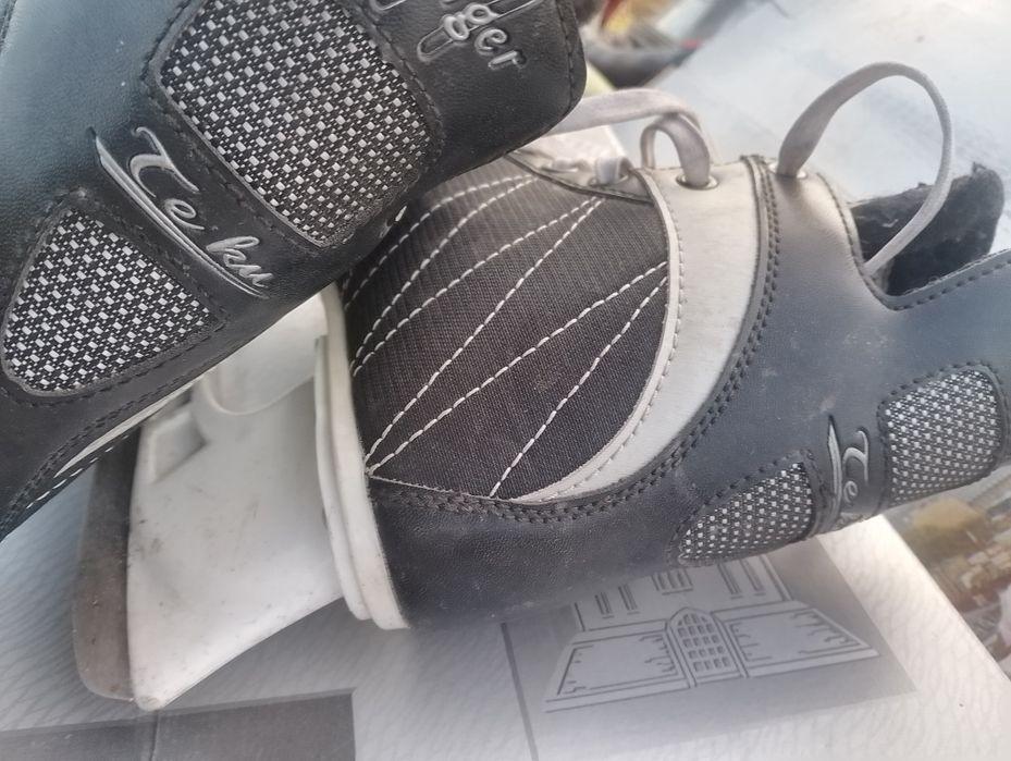 Коньки подростковые