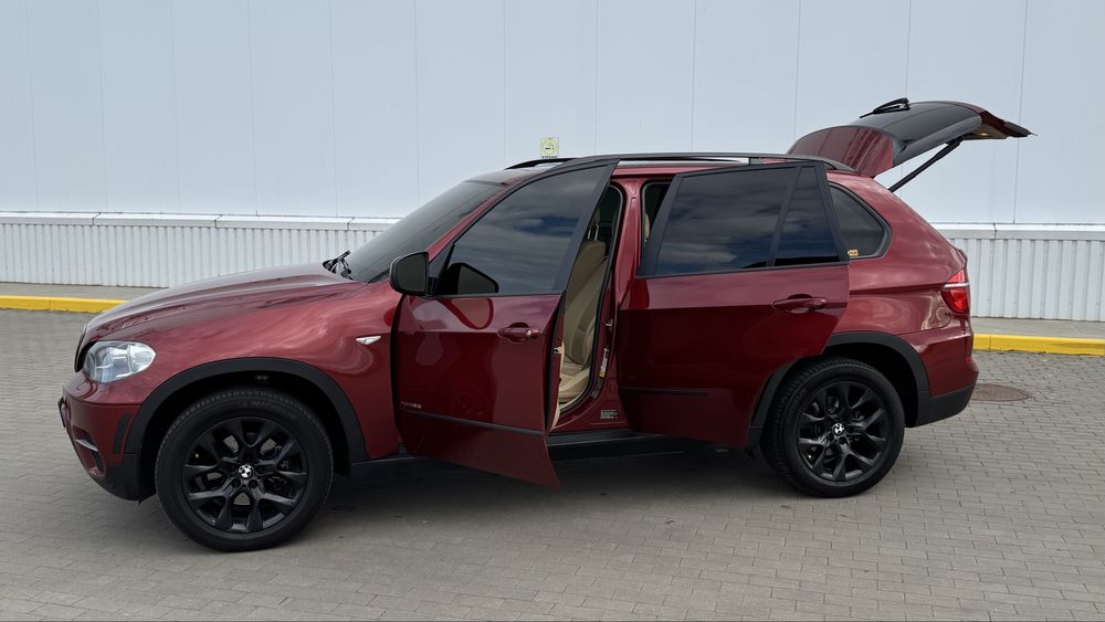Продам BMW X5 E70 2012