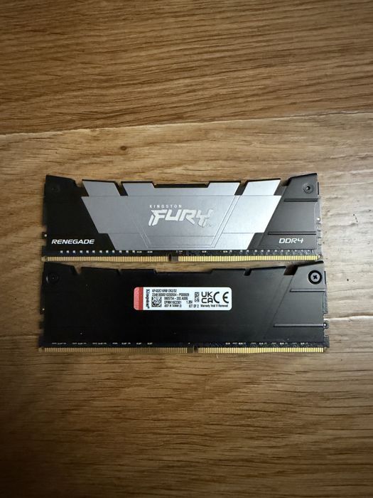 Оперативна пам'ять Kingston Fury Renegade DDR4-3200 32GB (2x16)