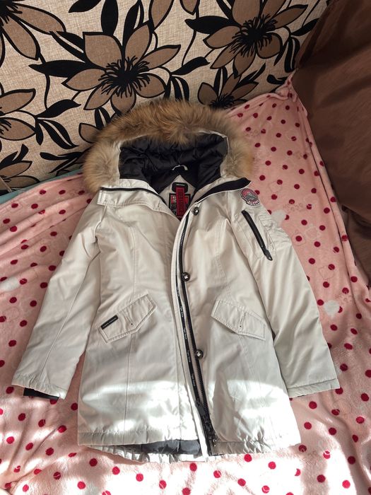 Зимова куртка жіноча