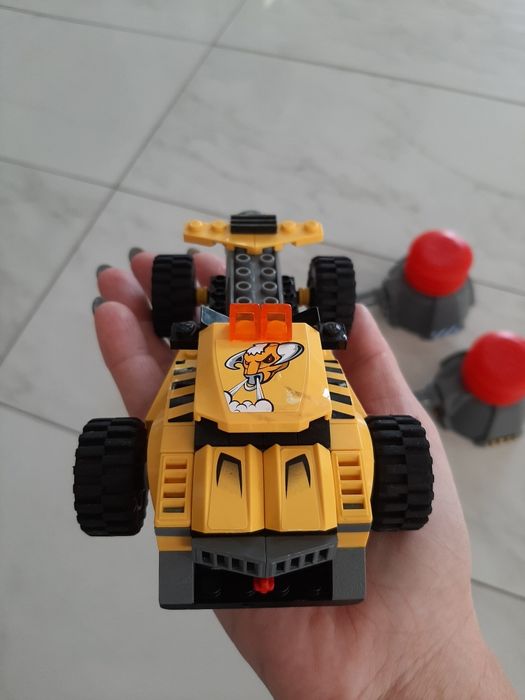 Samochody LEGO Racers