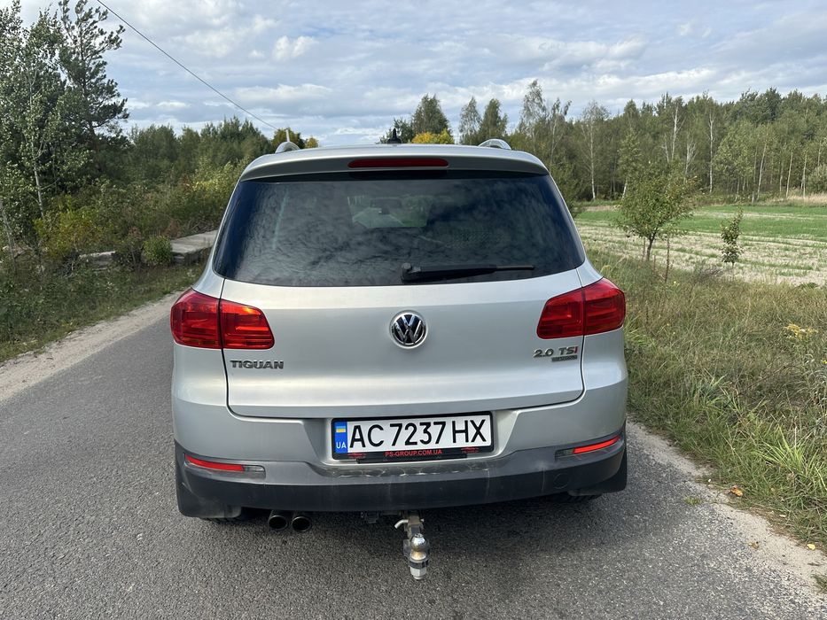 Продам автомобіль Volkswagen Tiguan