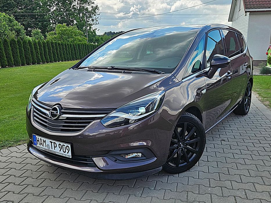 Opel Zafira Lift 2.0 CDTI 170Km Manual Panorama BLIS Asystent Pasa Ruchu Hak Nawi