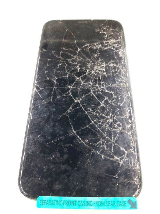 iPhone 11 para reparação ou peças ler discrição