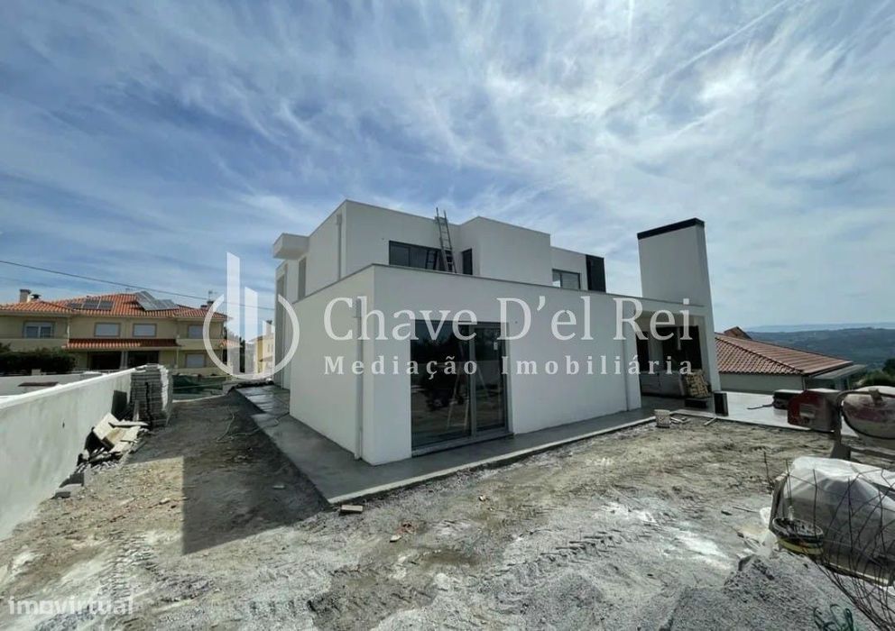 Moradia Isolada T5 Venda em Fragosela,Viseu