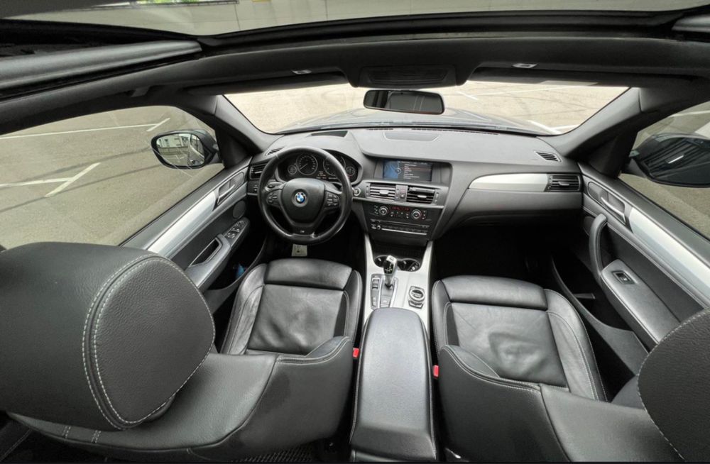 BMW X3 F25 2011 року M-packet
