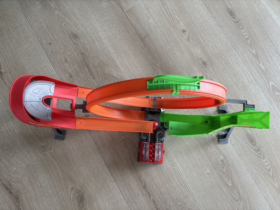 Tor Hot wheels dla resoraków