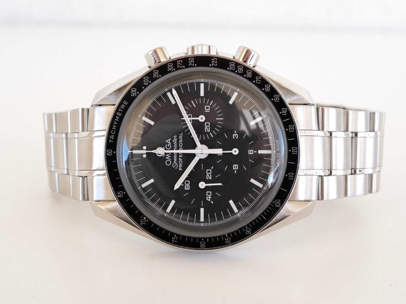Speedmaster manual wind deals