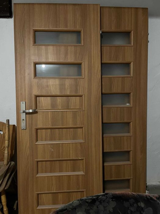 Drzwi wewnętrzne 80 tki P i L oraz łazienkowe 70 tki kpl 4 szt