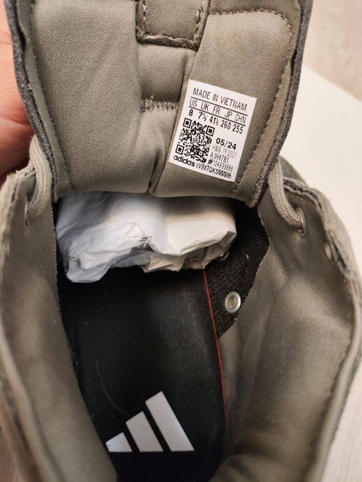 Взуття Adidas замша