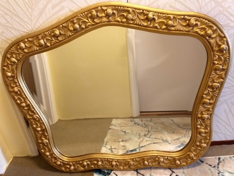 Grande espelho de parede madeira talha e gesso dourado